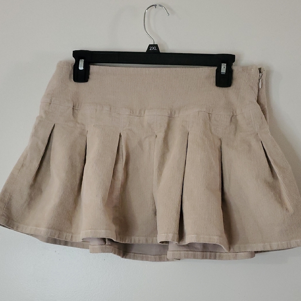 American Eagle Cordoroy Highwaisted Pleated Mini Skort Size 4 Y2K Pickleball